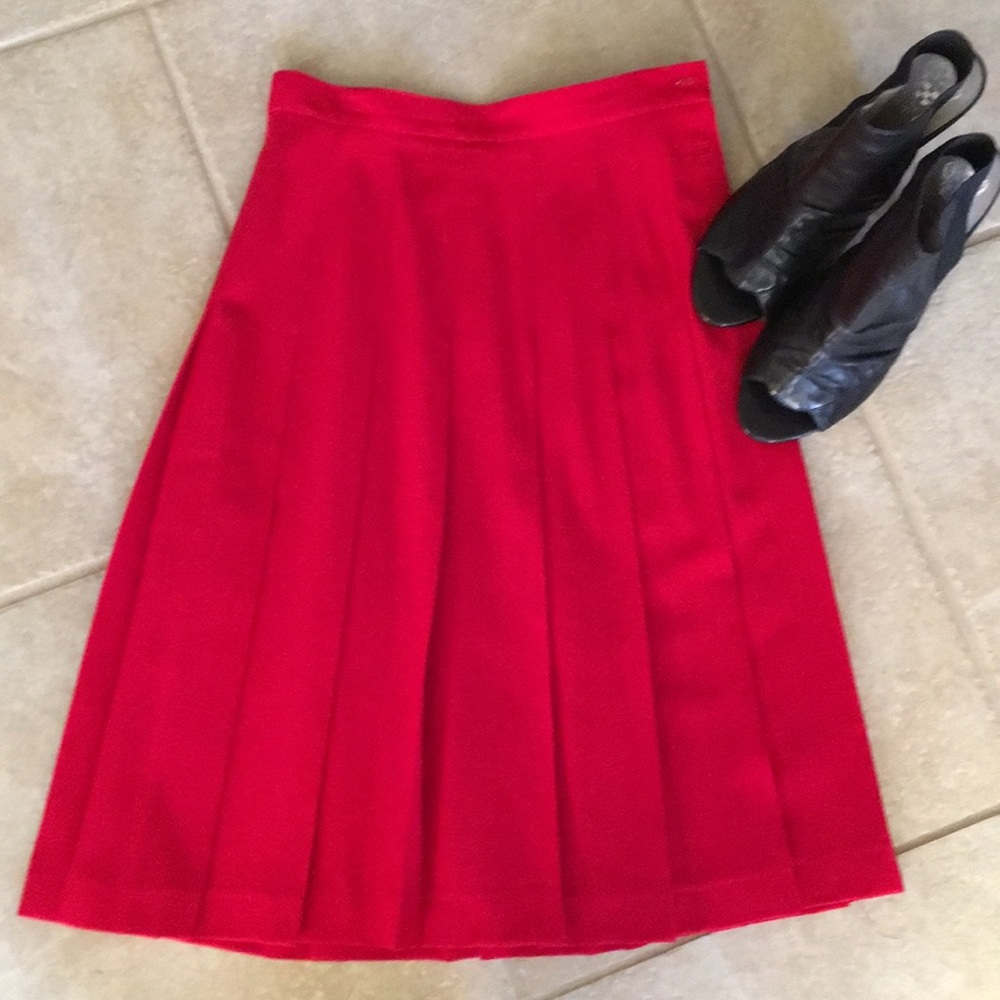 Micki Vintage Pleated Skirt
